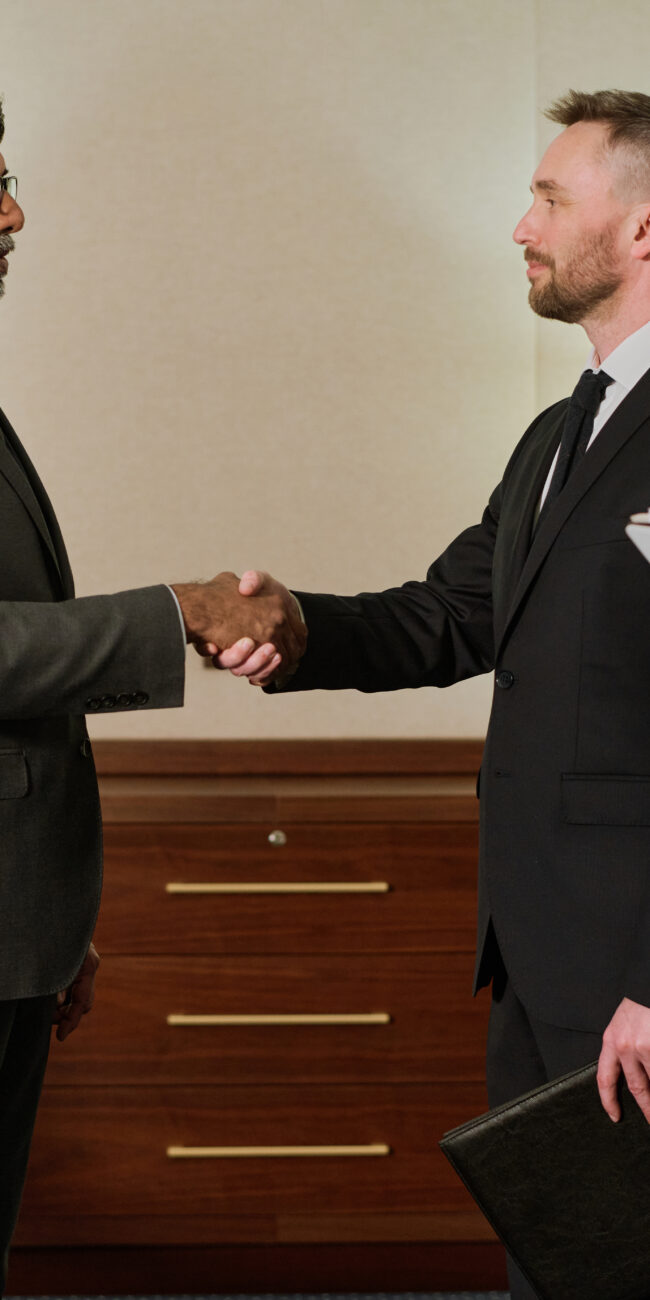 Profissionais otimizando o capital de giro em tempos de instabilidade econômica